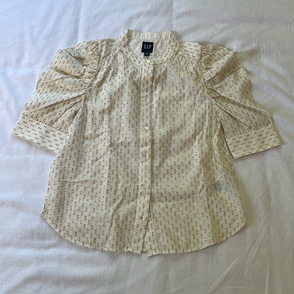 NWOT! GAP ivory blouse with gold metallic details
